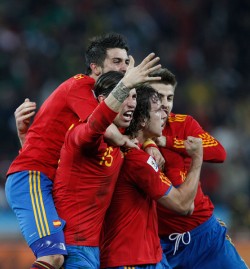 В финале ЧМ-2010 Голландия сыграет с Испанией